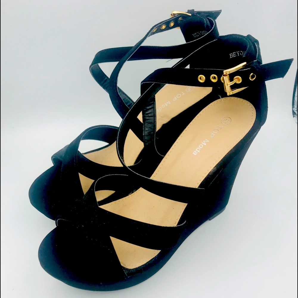 Top Moda Wedge Sandals